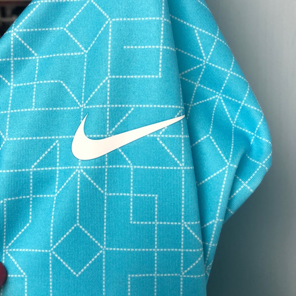 nike zip up pullover - Picture 2 of 3